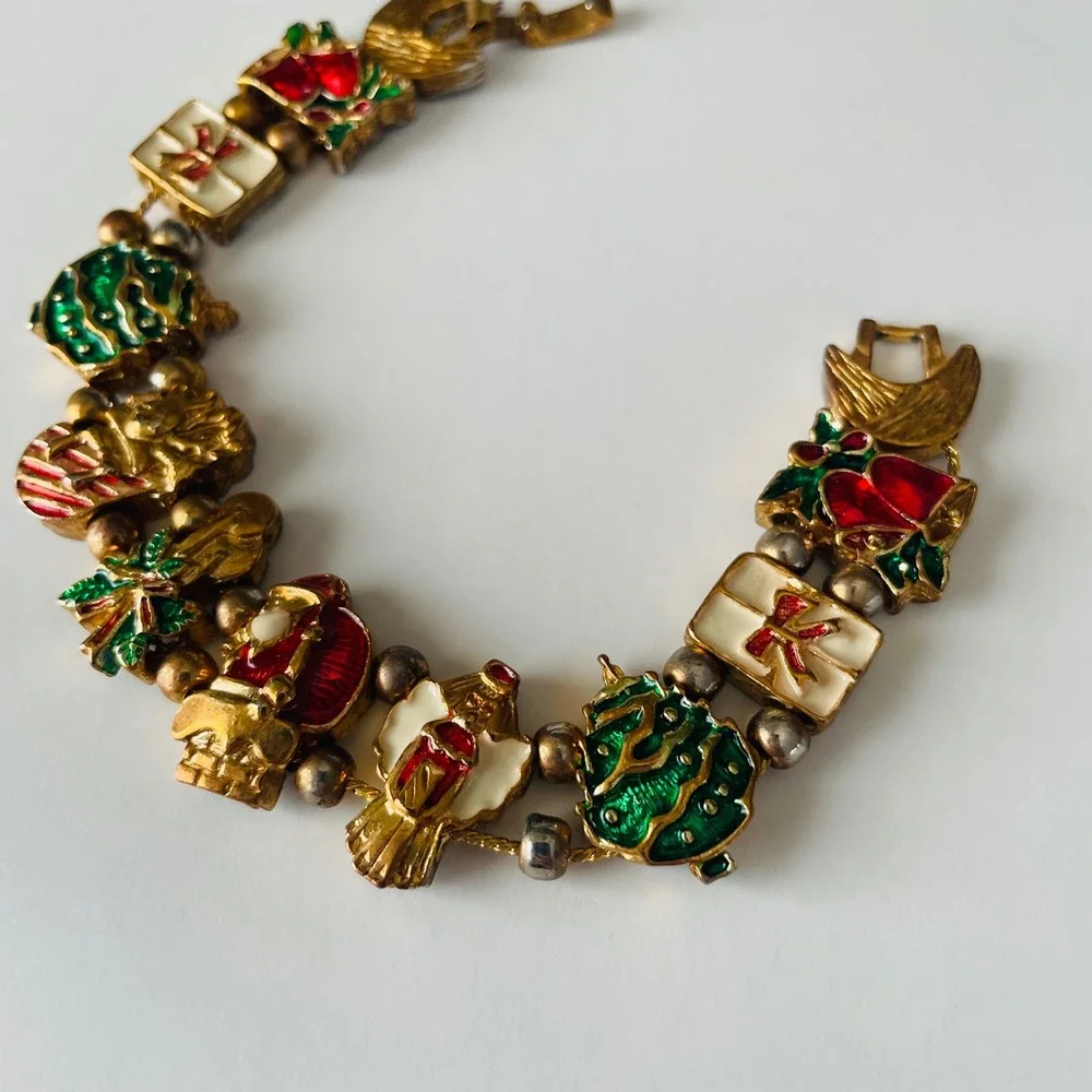 Vintage‎ SIGNED TOFA Slide Charm Bracelet Holiday Christmas Enamel & gold tone